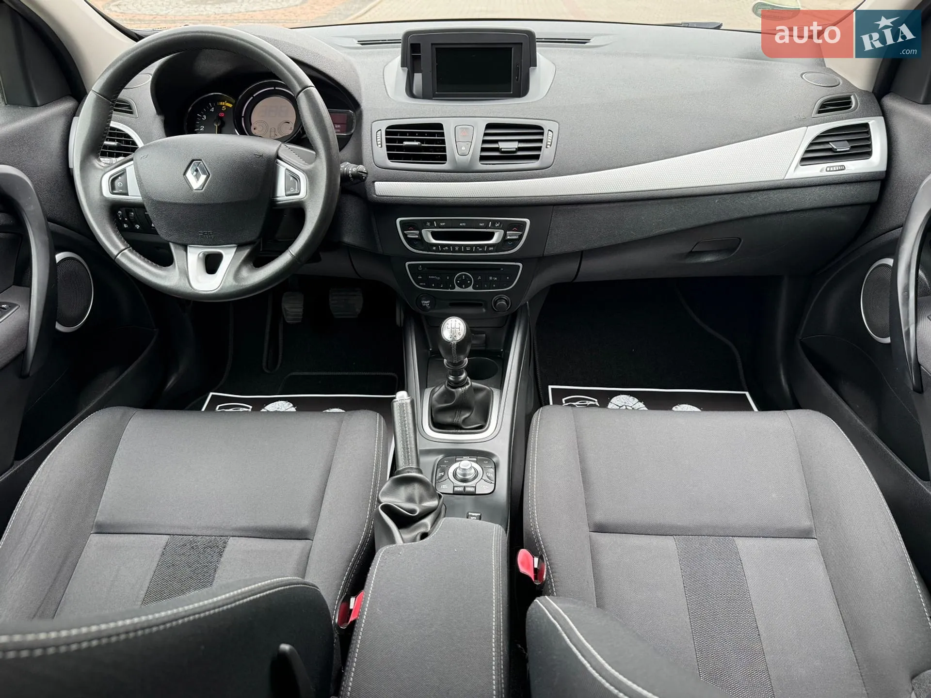 2012 Renault Megane - мініатюра 29