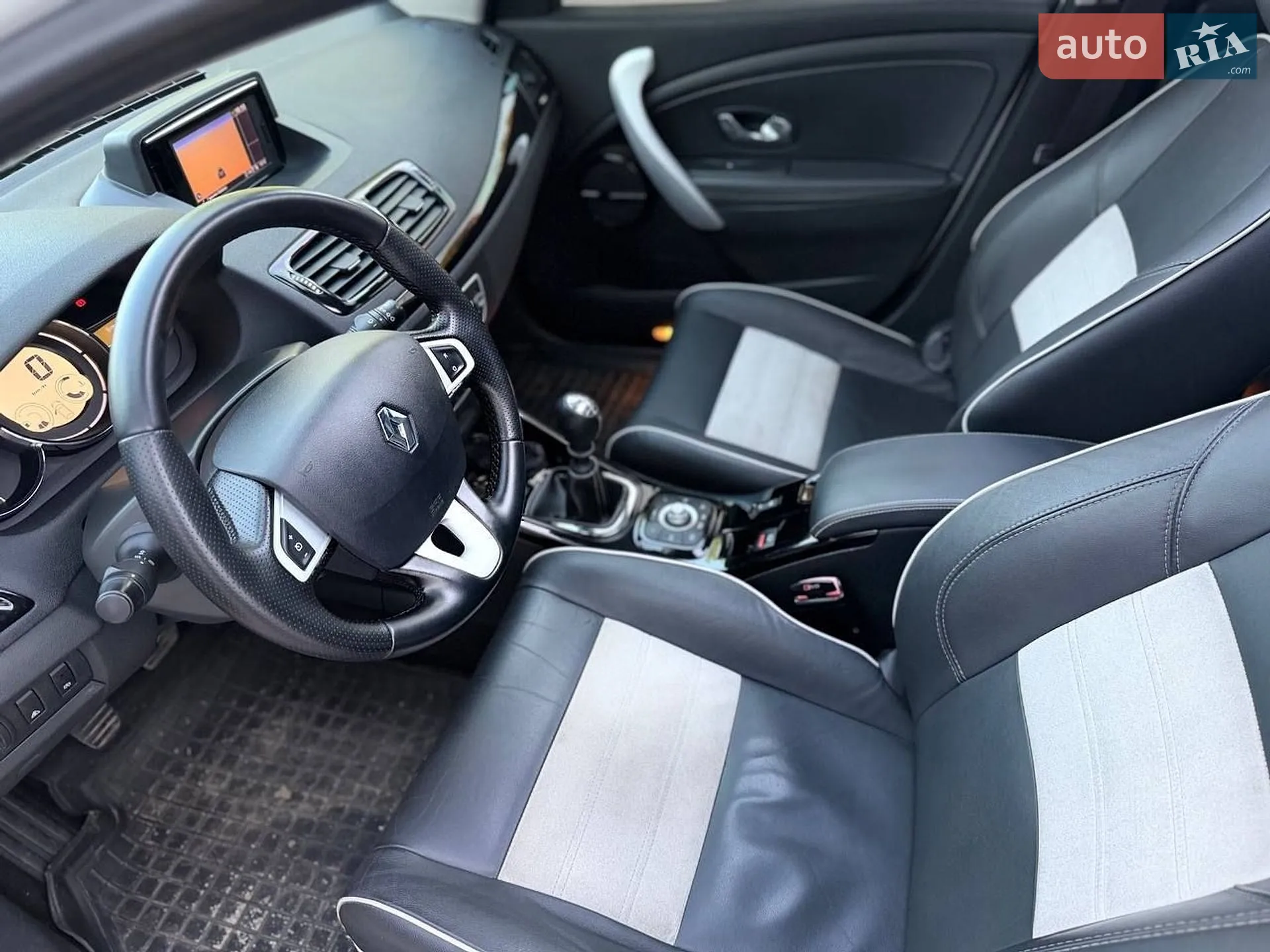 2012 Renault Megane - мініатюра 14