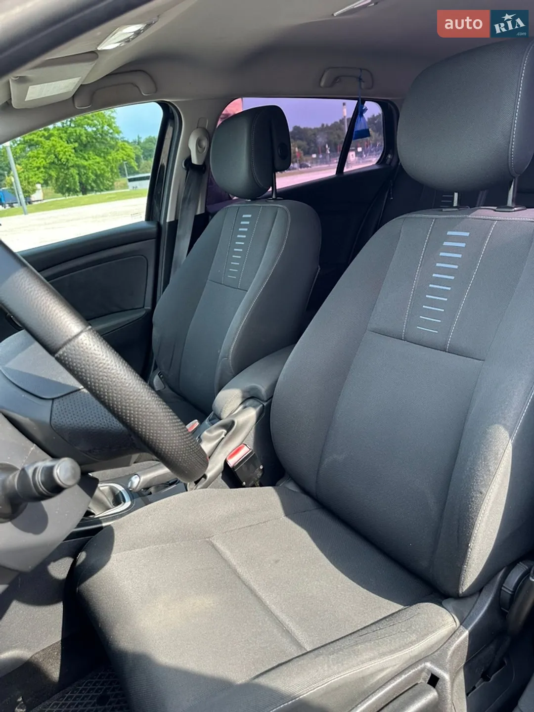 2010 Renault Megane - мініатюра 19