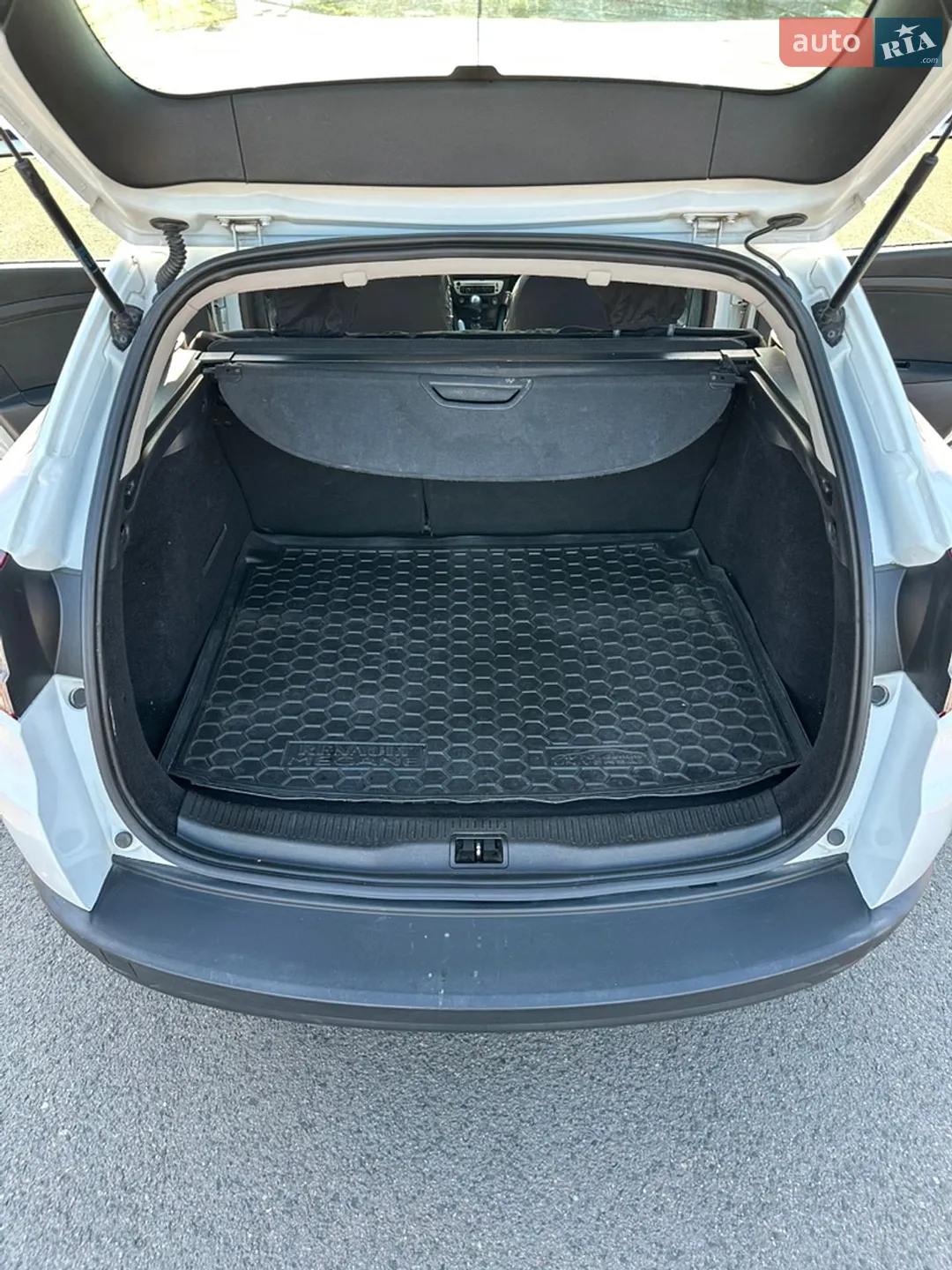 2013 Renault Megane - мініатюра 10