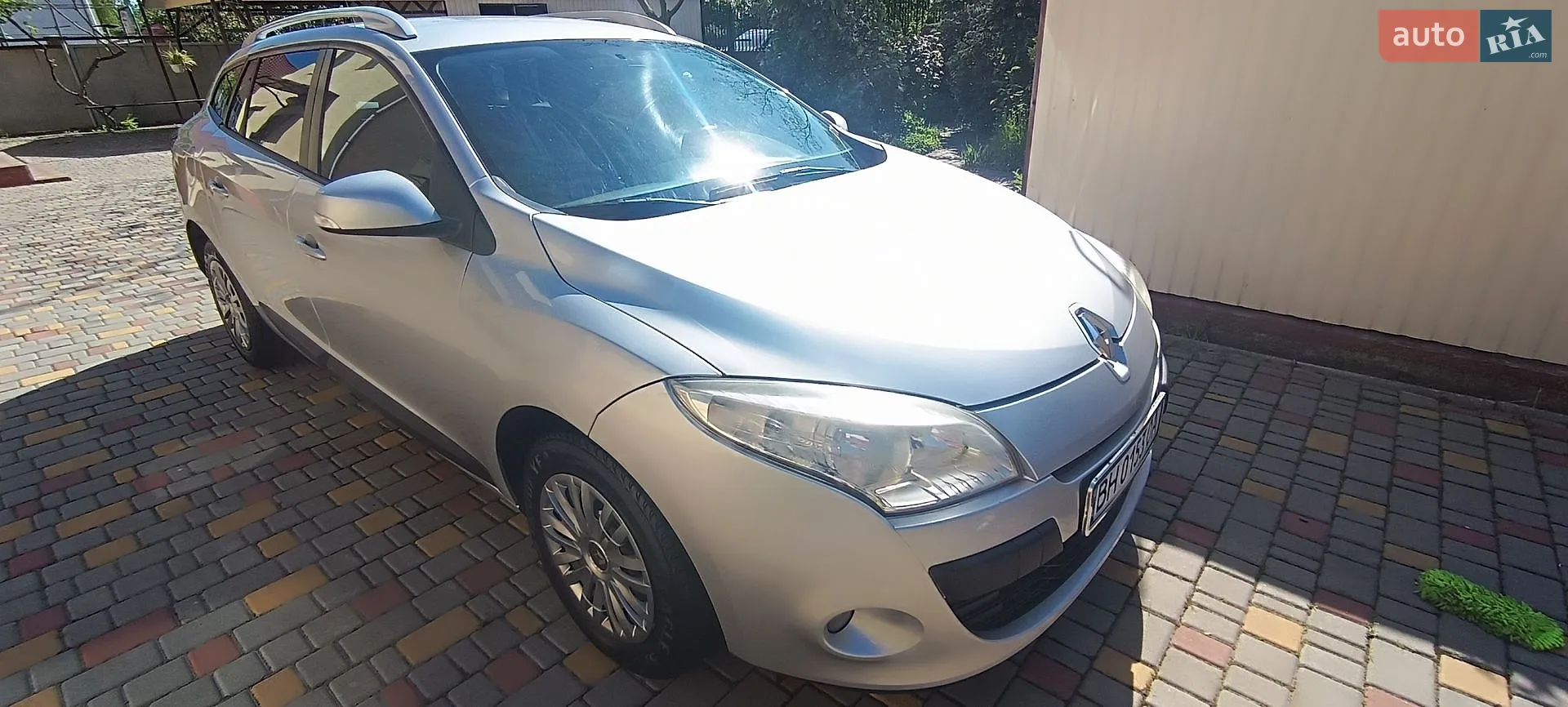 2010 Renault Megane - мініатюра 9
