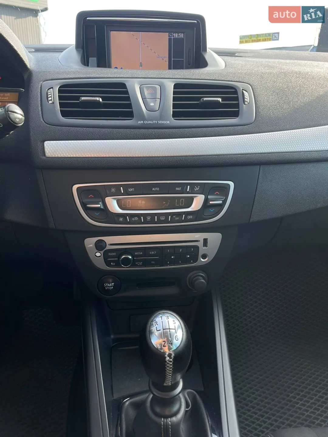2012 Renault Megane - мініатюра 14