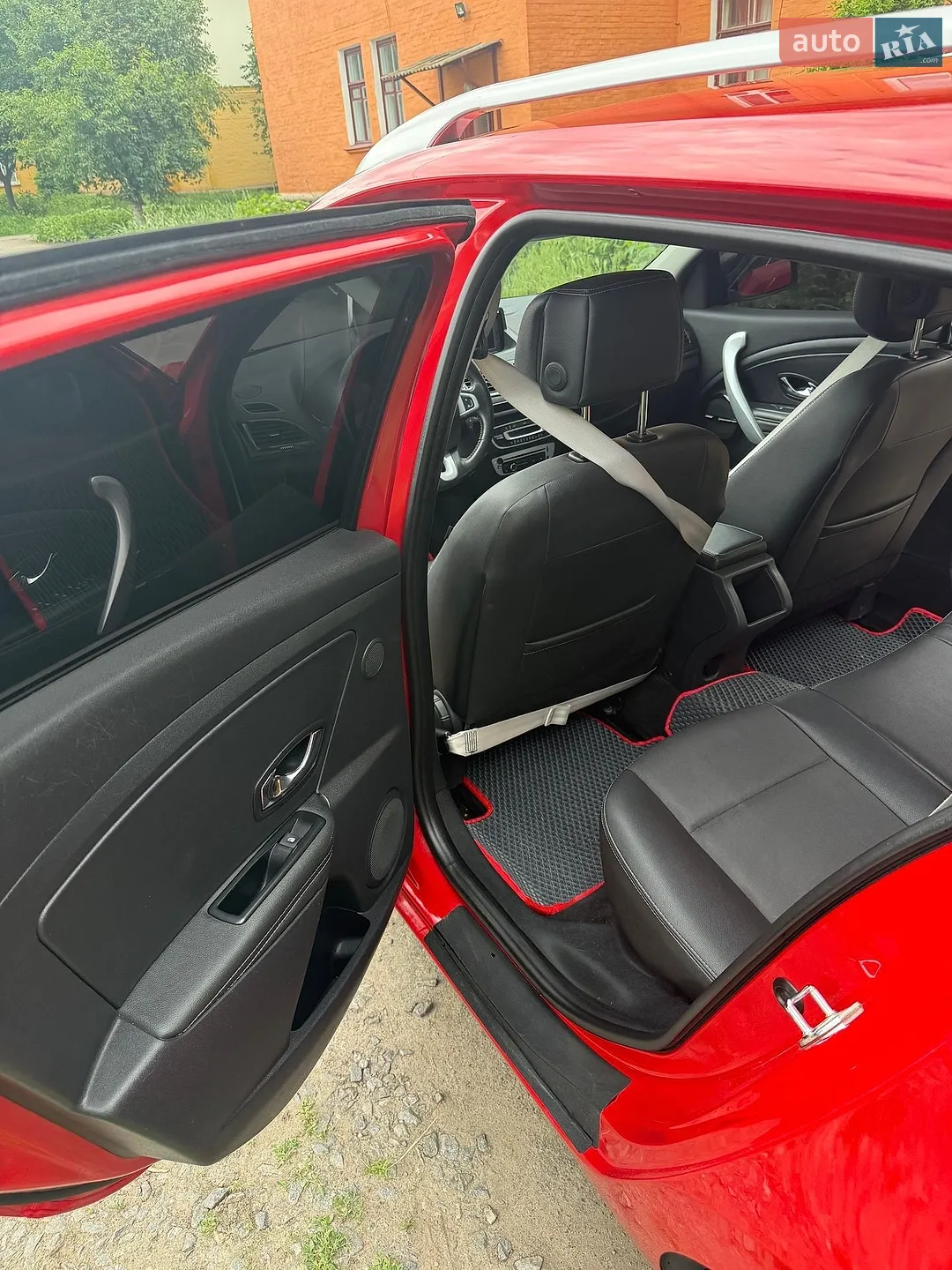 2012 Renault Megane - мініатюра 21