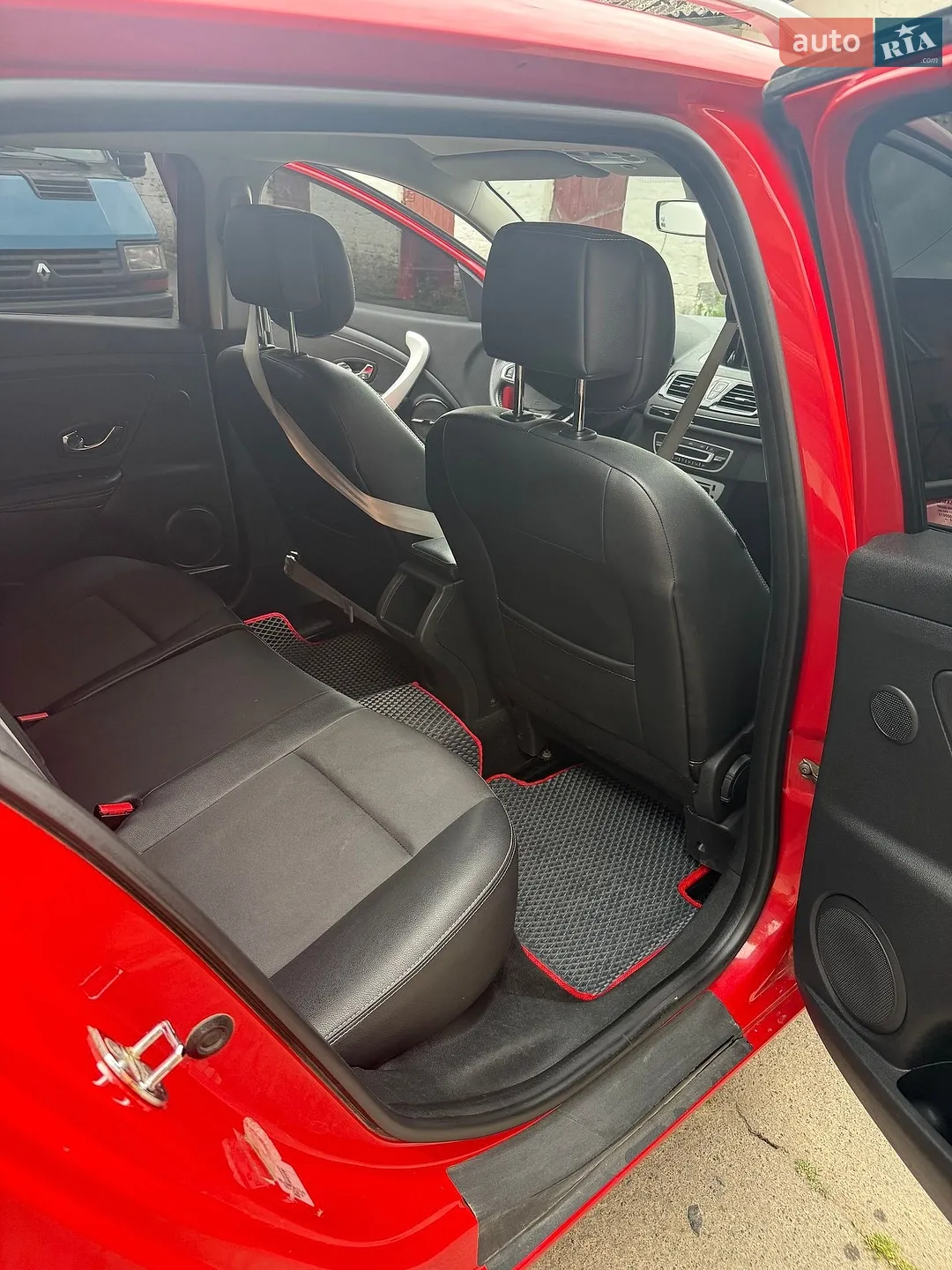 2012 Renault Megane - мініатюра 23