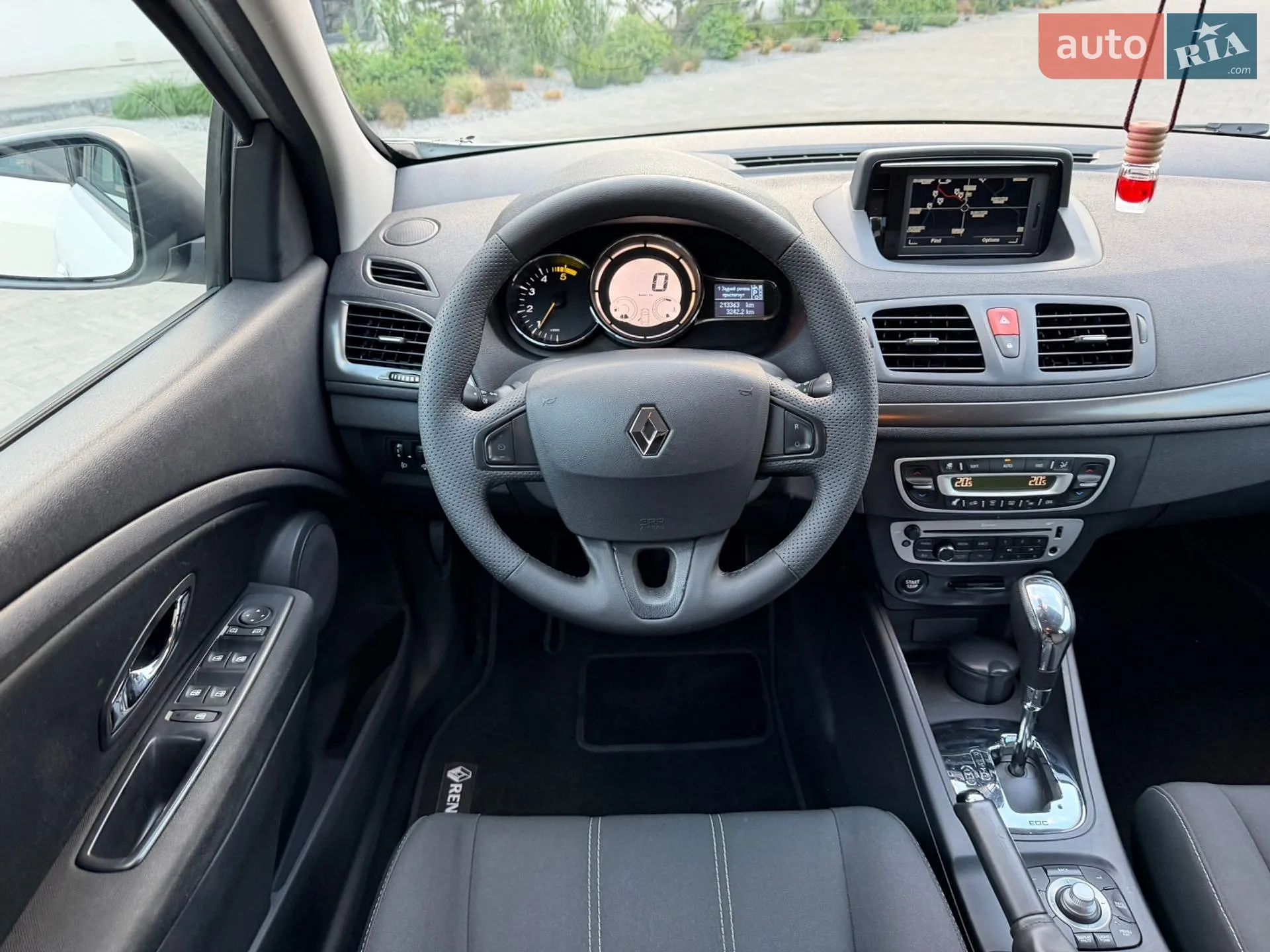 2013 Renault Megane - мініатюра 42