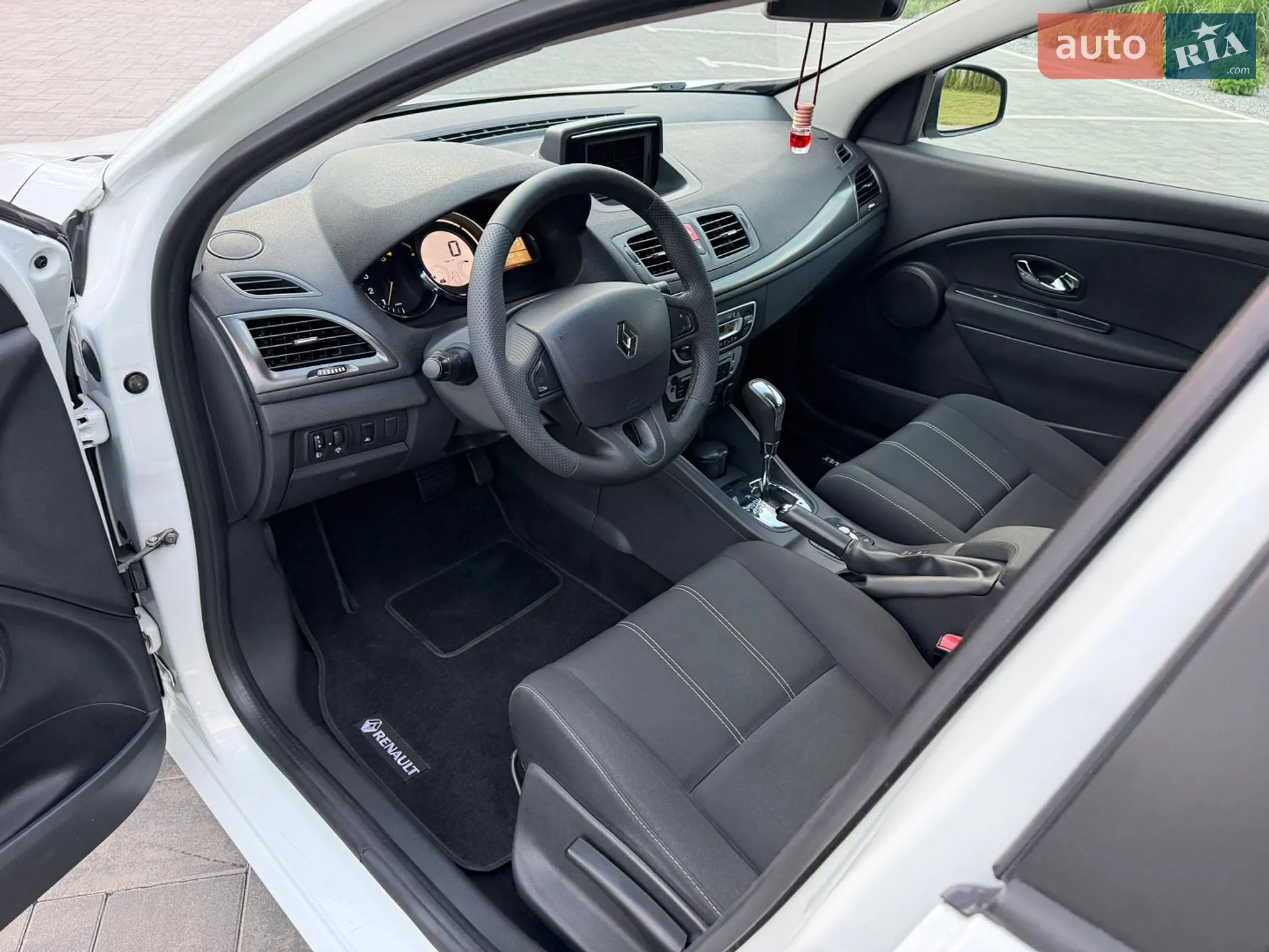 2013 Renault Megane - мініатюра 60