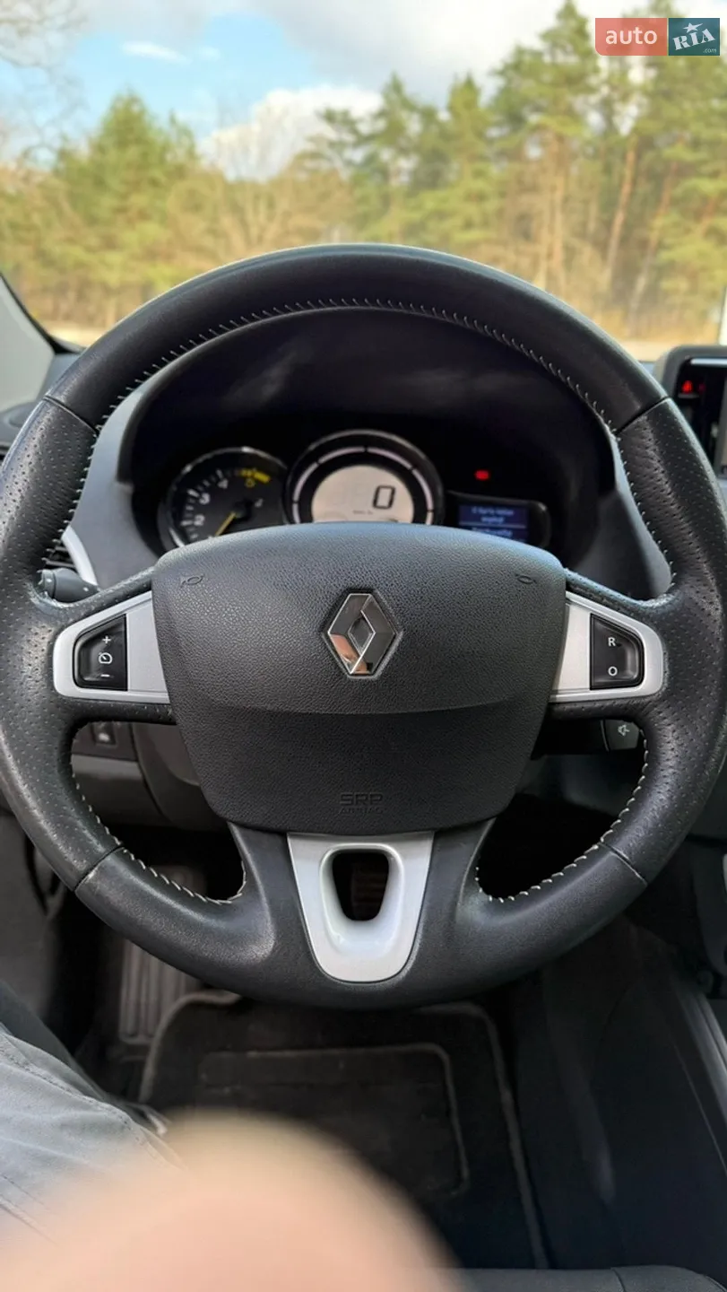 2012 Renault Megane - мініатюра 32