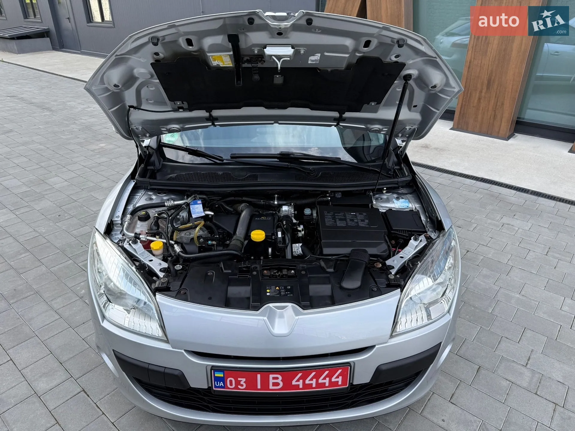 2010 Renault Megane - мініатюра 25
