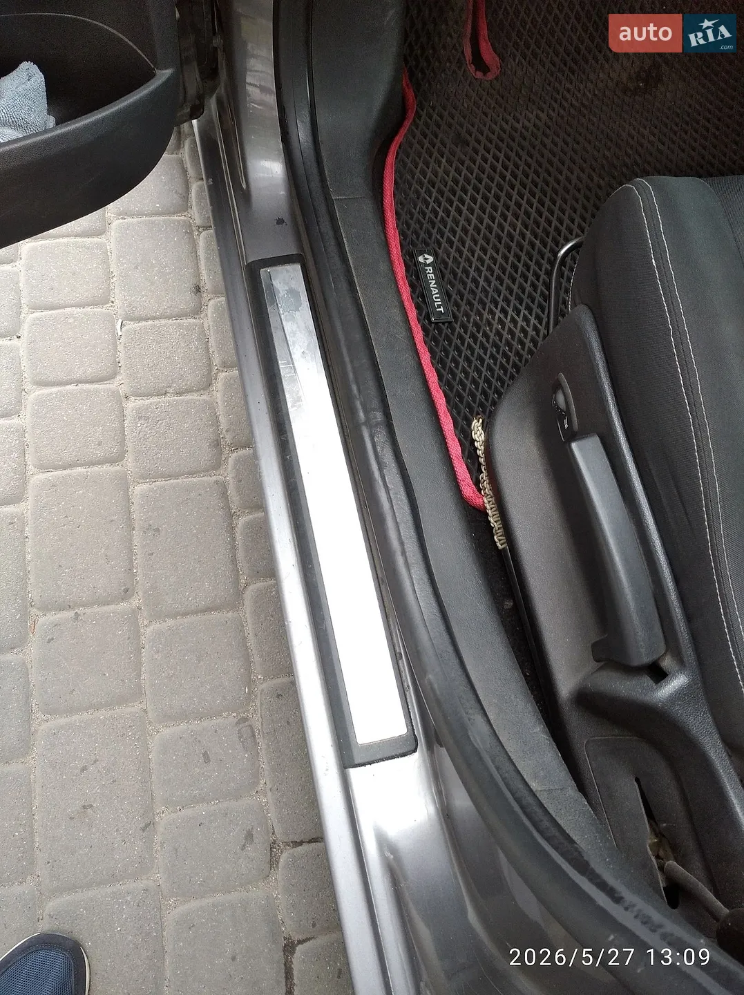 2010 Renault Megane - мініатюра 11