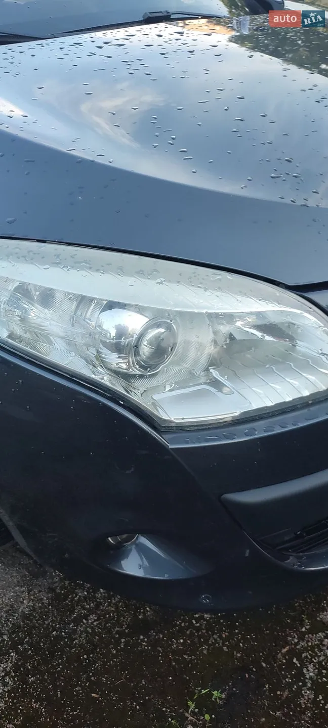 2010 Renault Megane - мініатюра 15