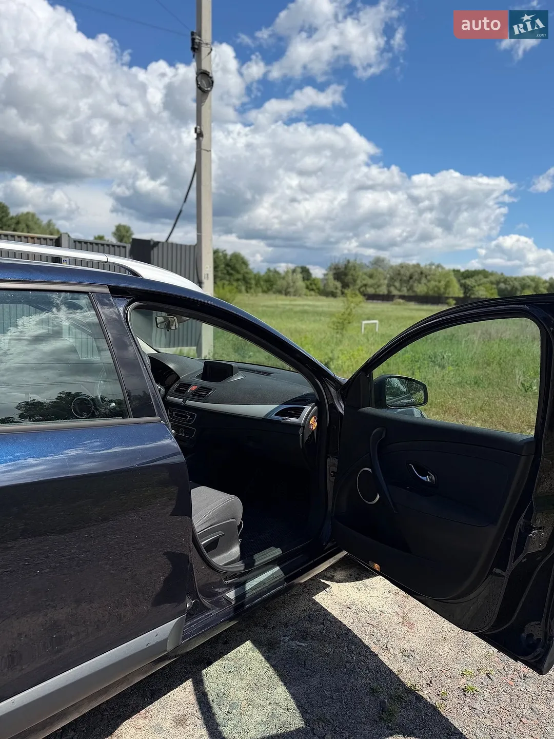 2010 Renault Megane - мініатюра 11