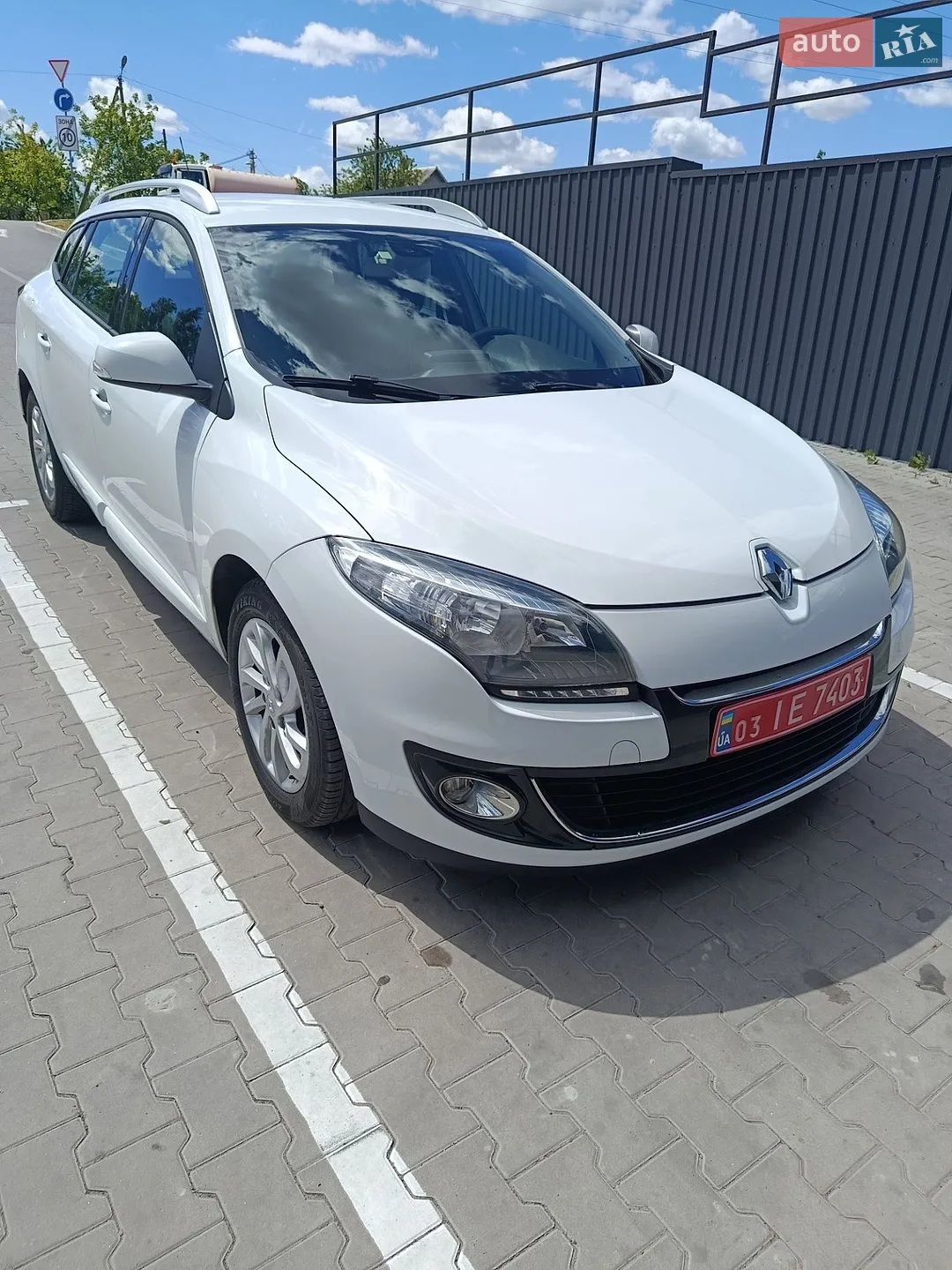 2013 Renault Megane - мініатюра 9