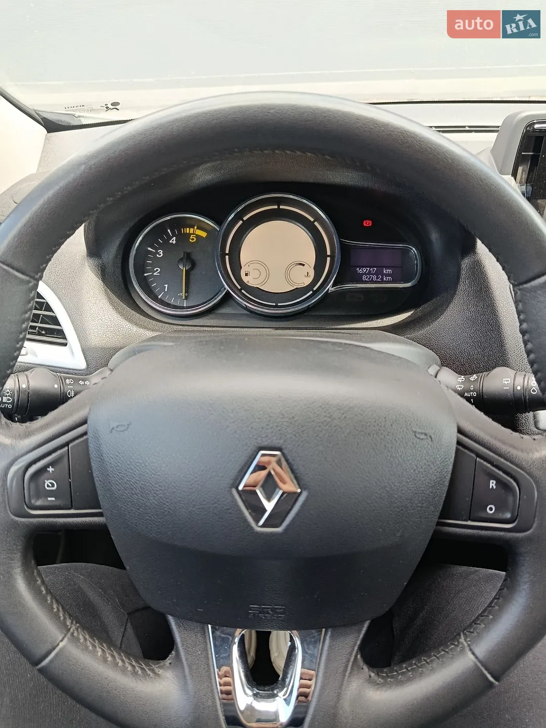 2013 Renault Megane - мініатюра 32