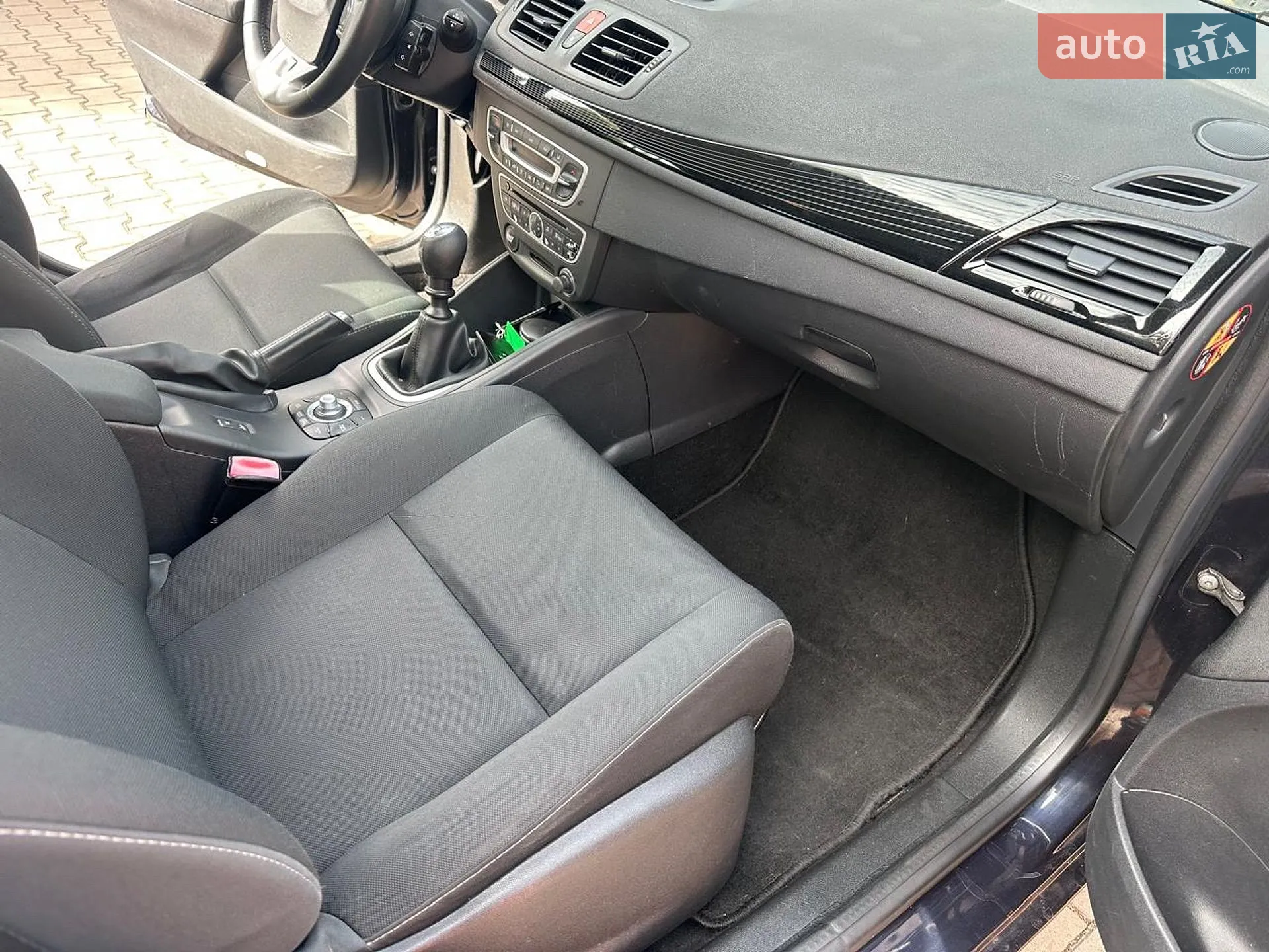 2010 Renault Megane - мініатюра 24