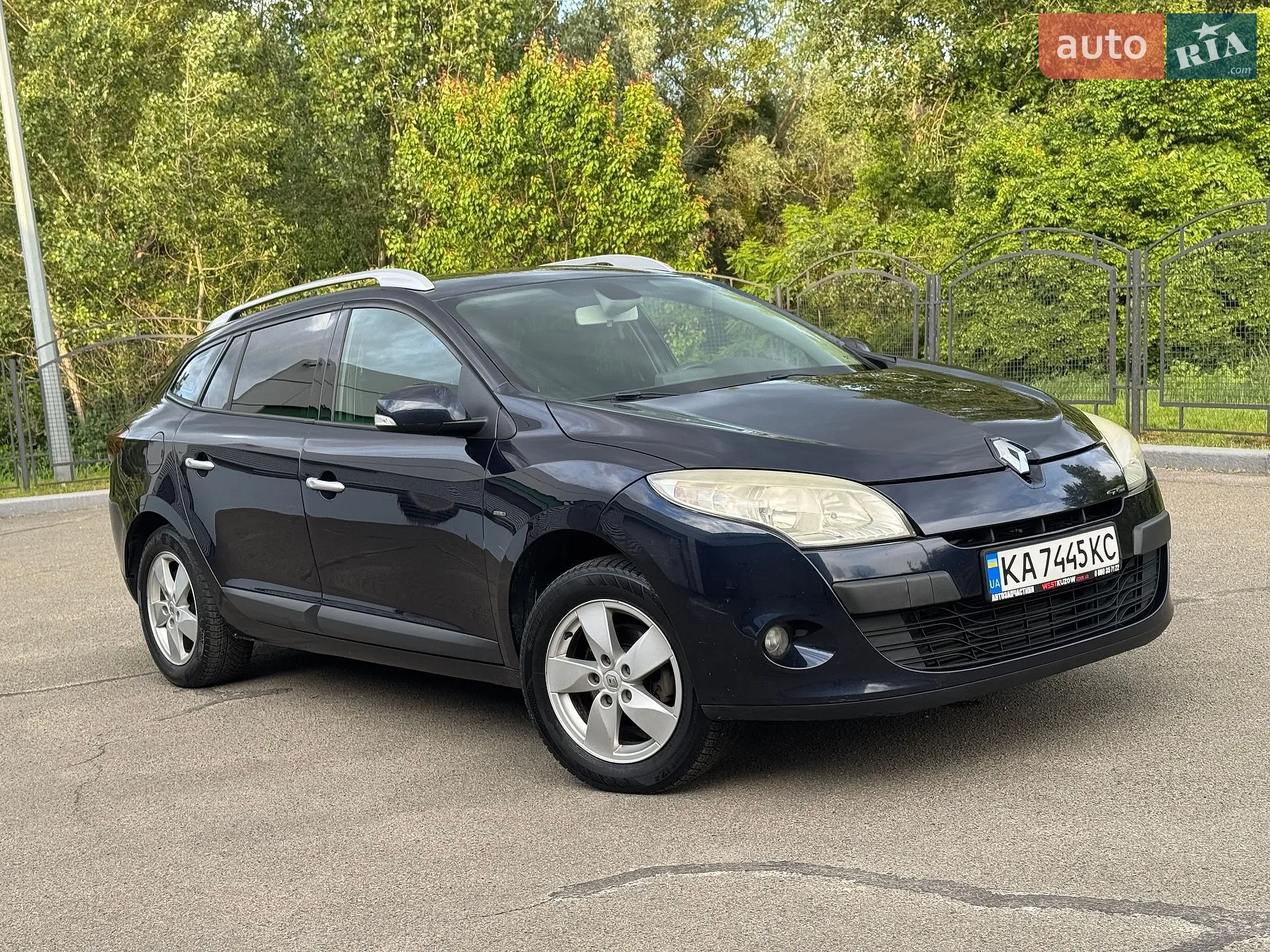 2010 Renault Megane - мініатюра 3