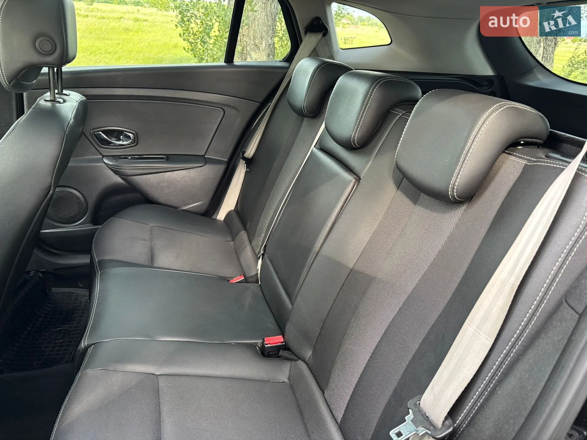 2013 Renault Megane - мініатюра 17