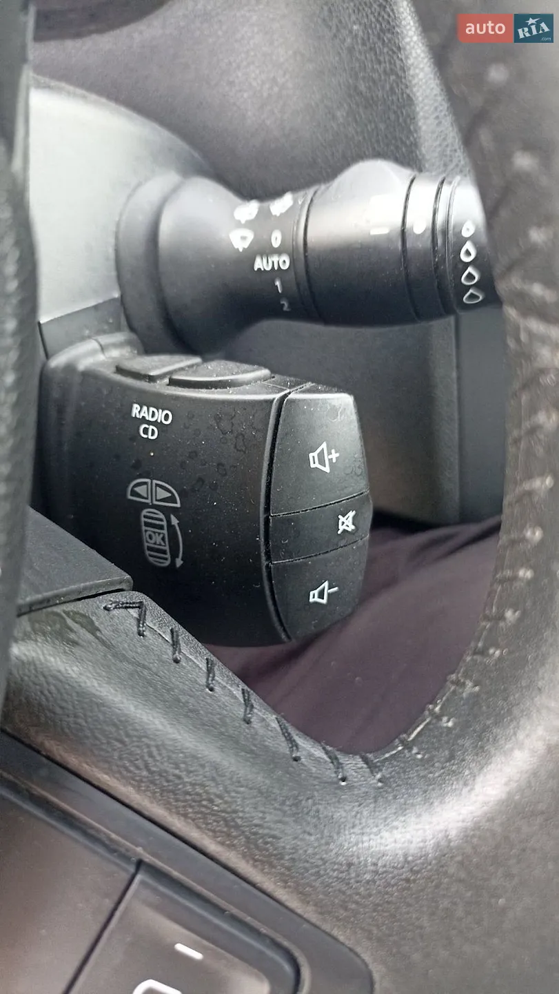 2010 Renault Megane - мініатюра 29