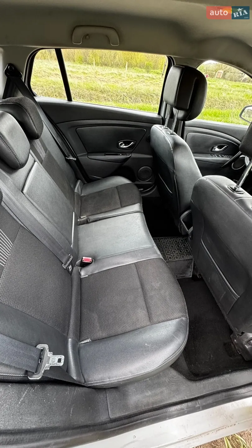 2011 Renault Megane - мініатюра 9