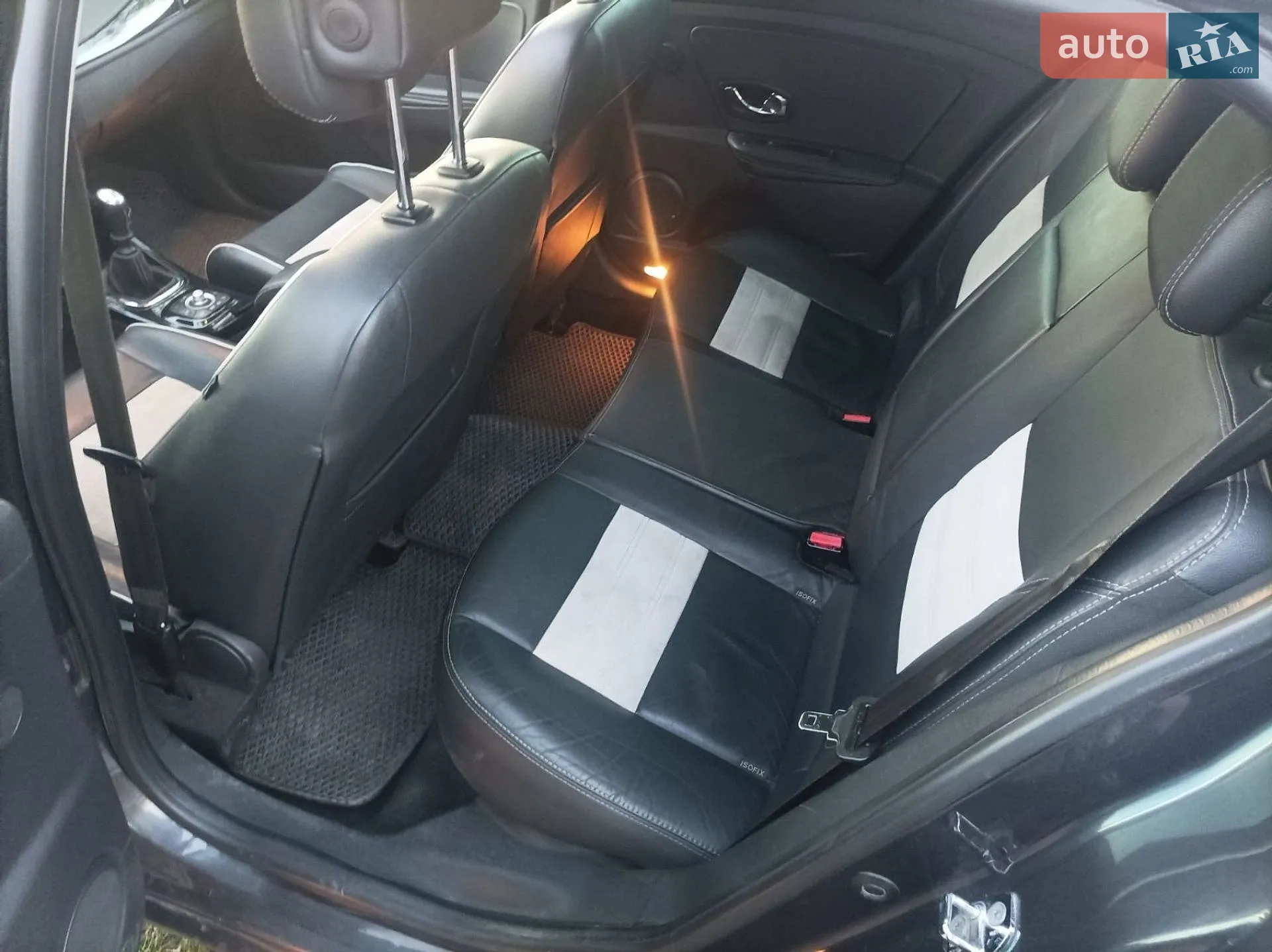 2012 Renault Megane - мініатюра 14