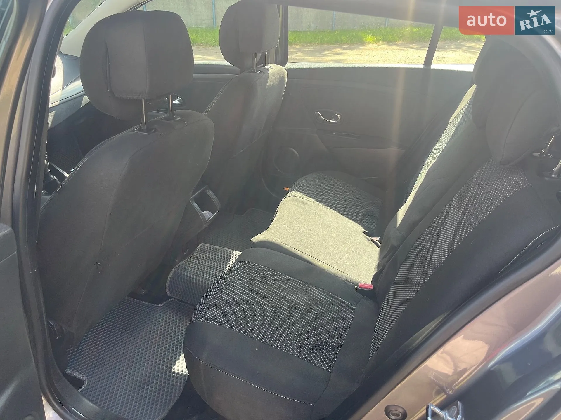2012 Renault Megane - мініатюра 10