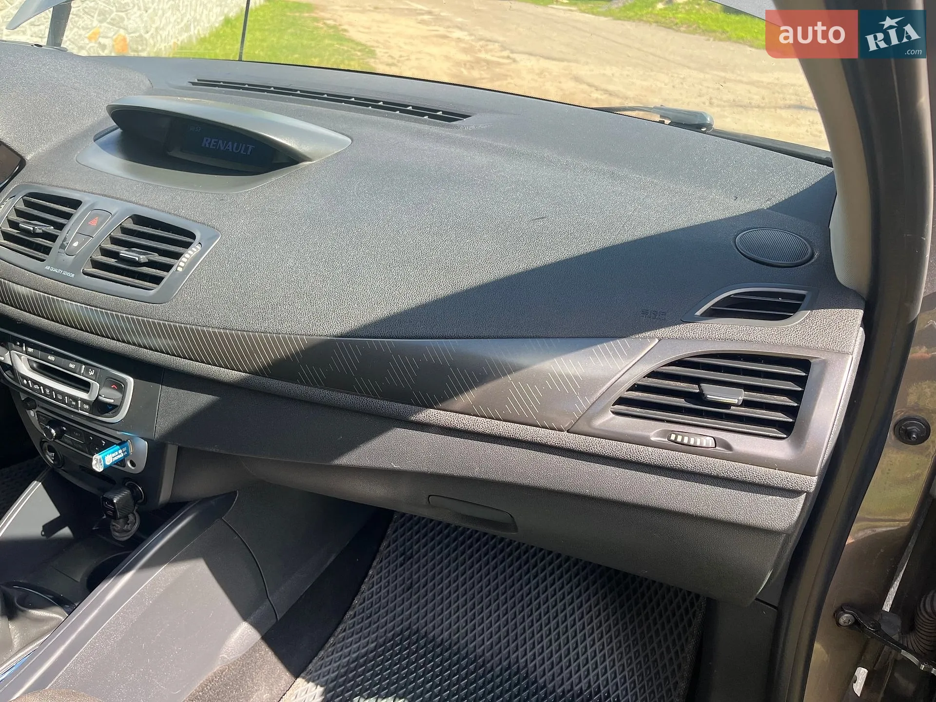 2012 Renault Megane - мініатюра 19