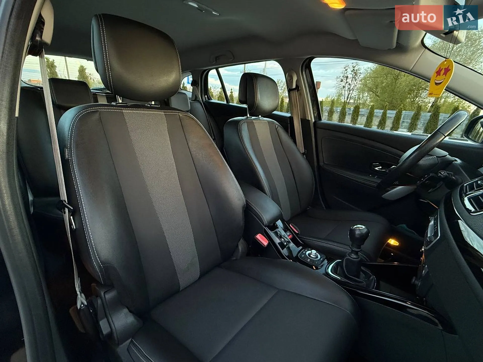 2012 Renault Megane - мініатюра 38