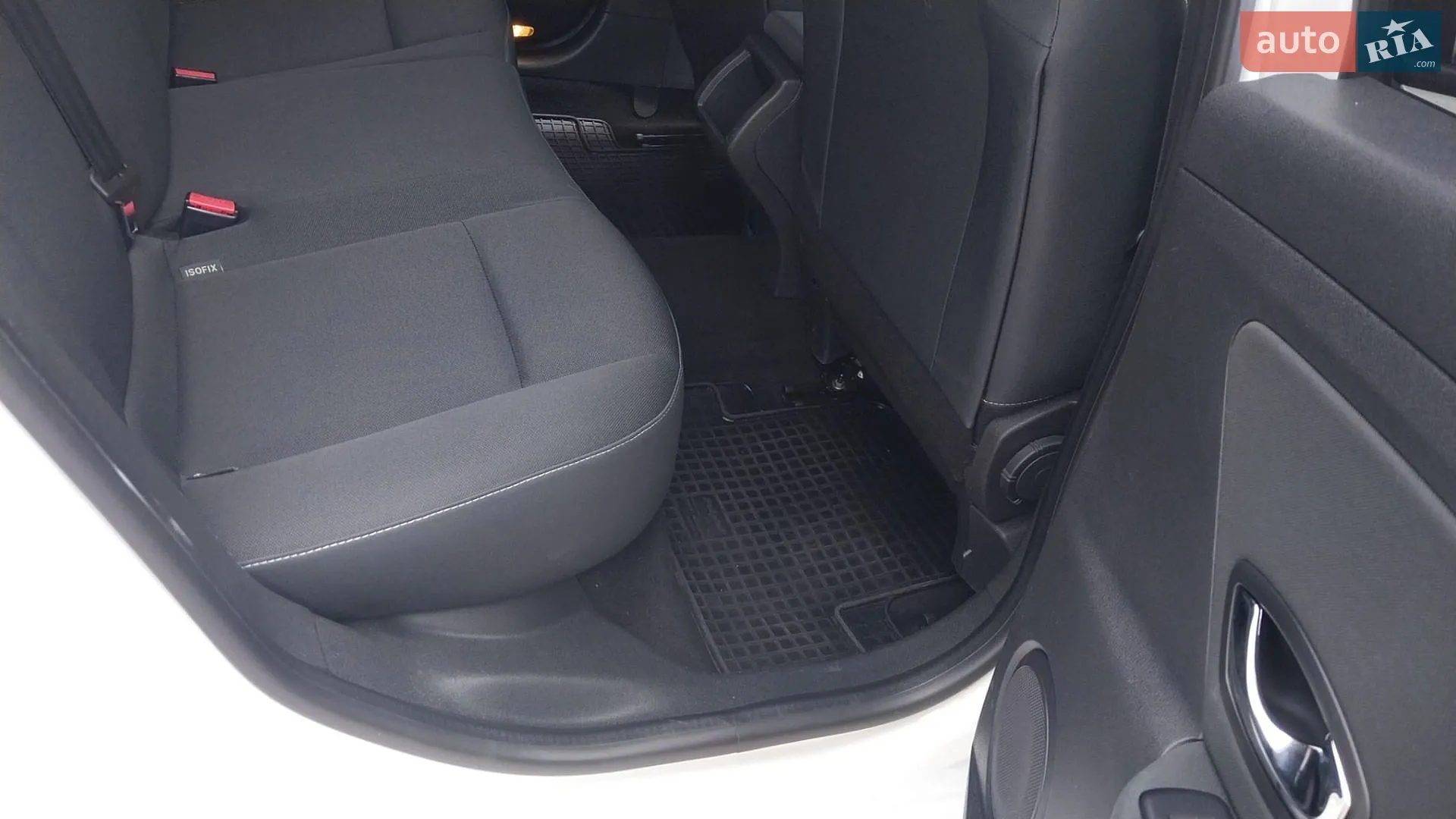 2011 Renault Megane - мініатюра 29