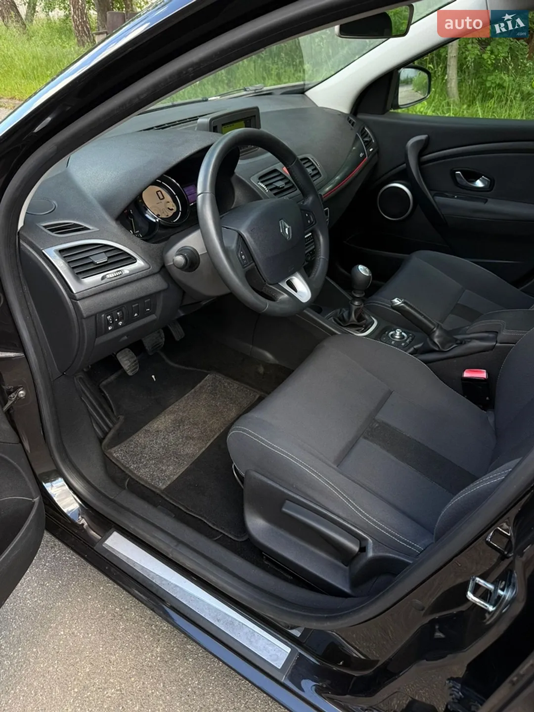 2010 Renault Megane - мініатюра 44