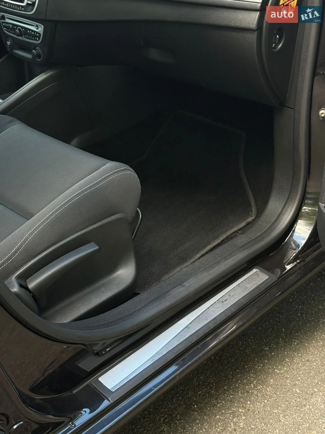 2010 Renault Megane - мініатюра 91