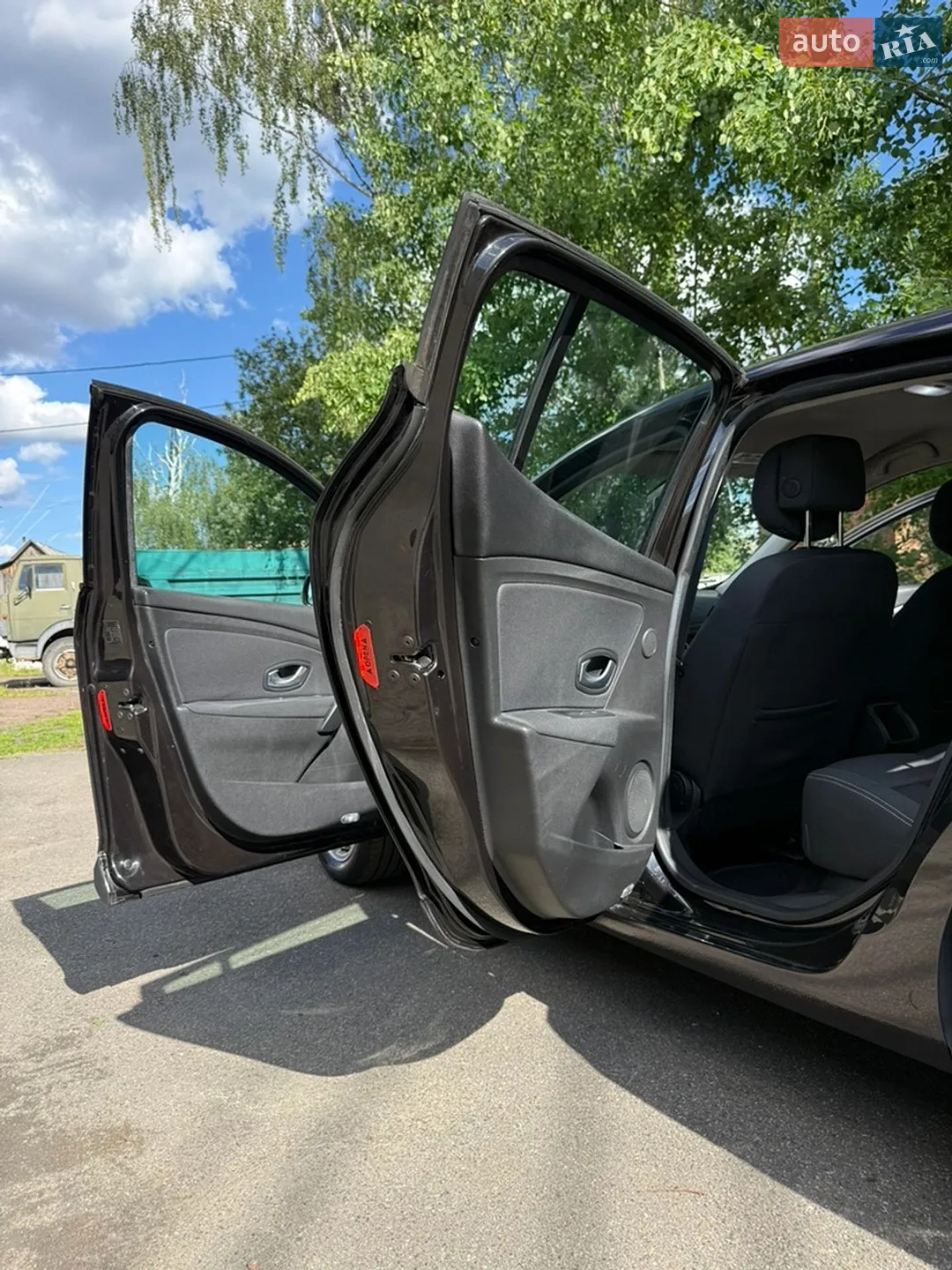 2010 Renault Megane - мініатюра 115