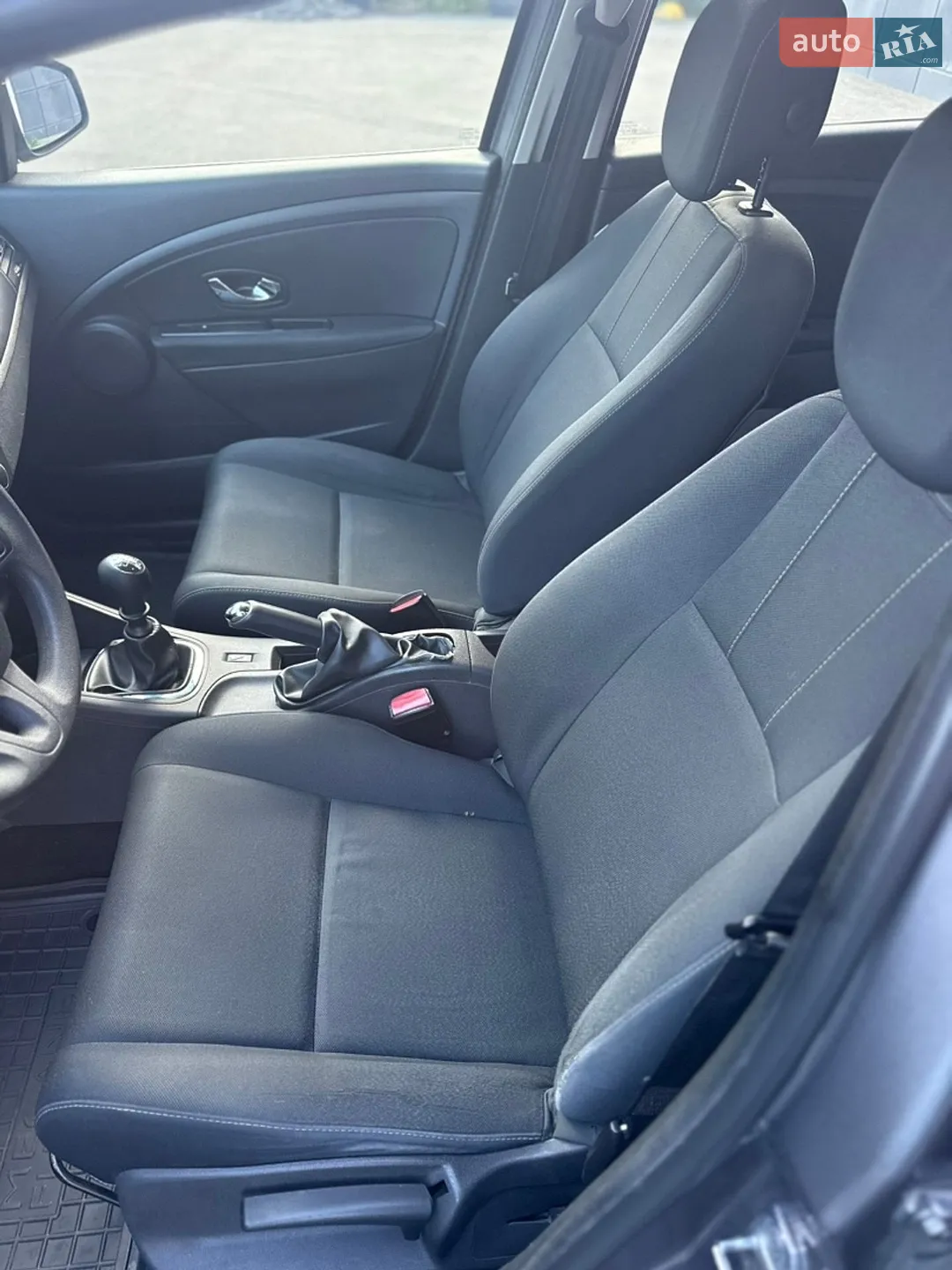 2014 Renault Megane - мініатюра 30