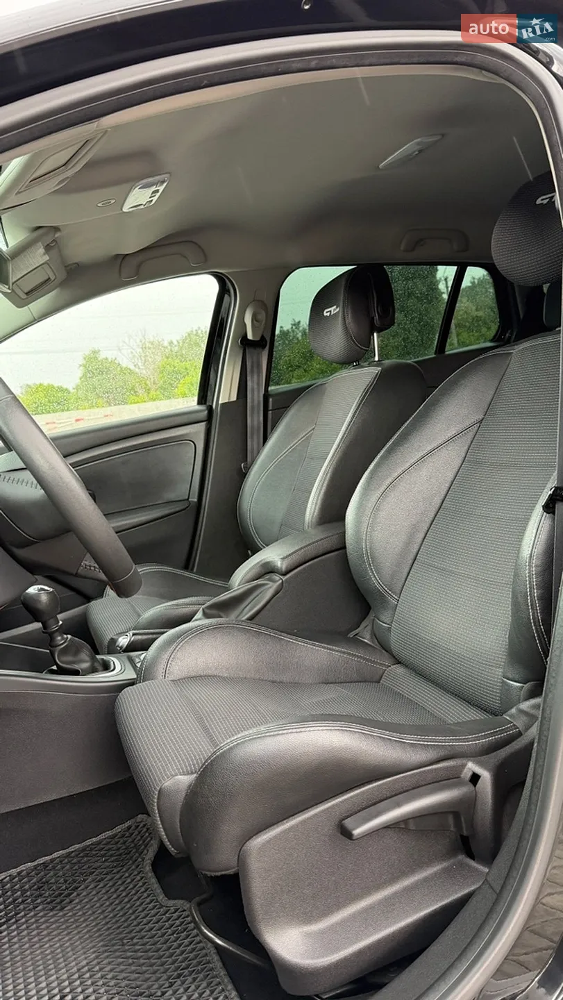 2011 Renault Megane - мініатюра 18