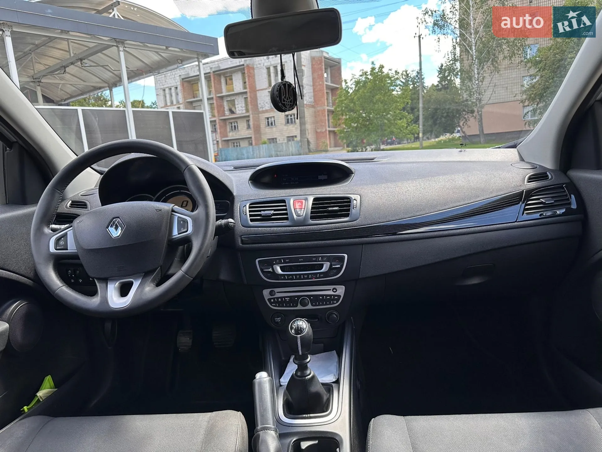 2011 Renault Megane - мініатюра 10