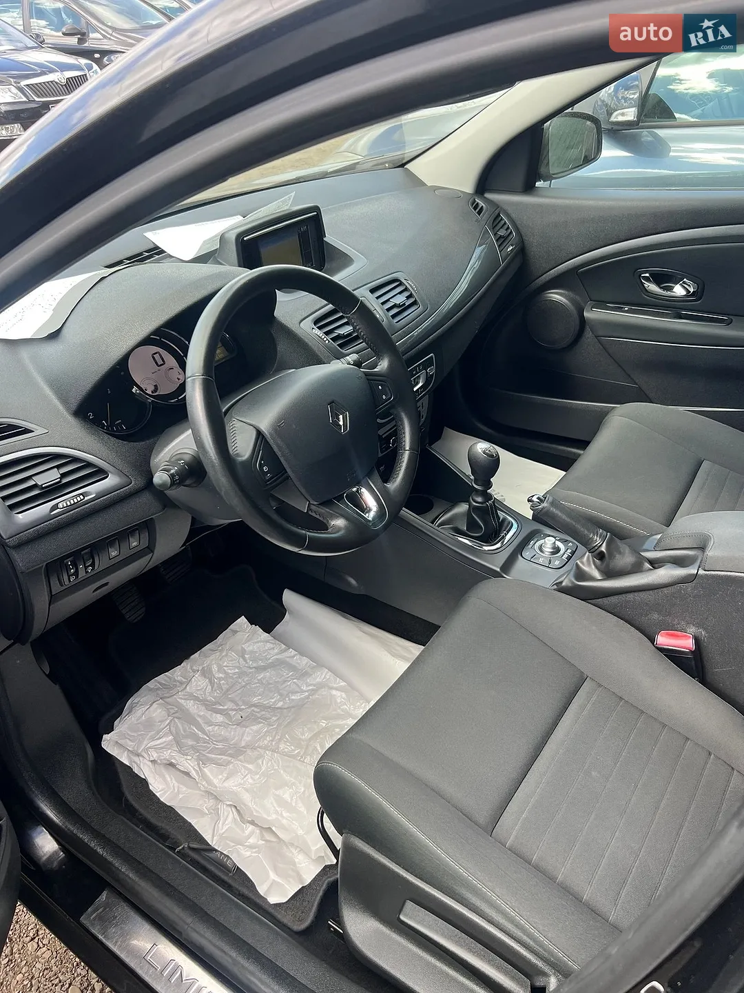 2015 Renault Megane - мініатюра 8