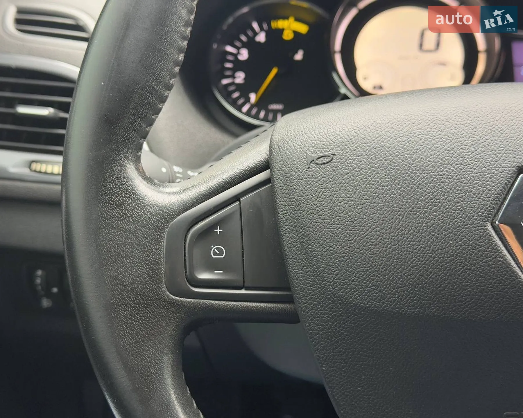 2015 Renault Megane - мініатюра 22