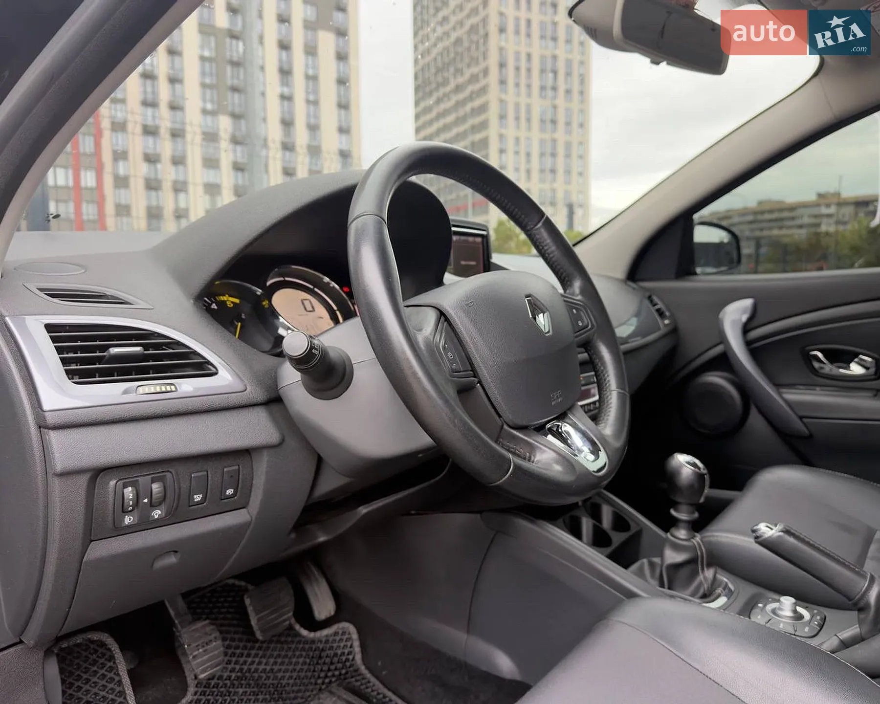 2015 Renault Megane - мініатюра 34