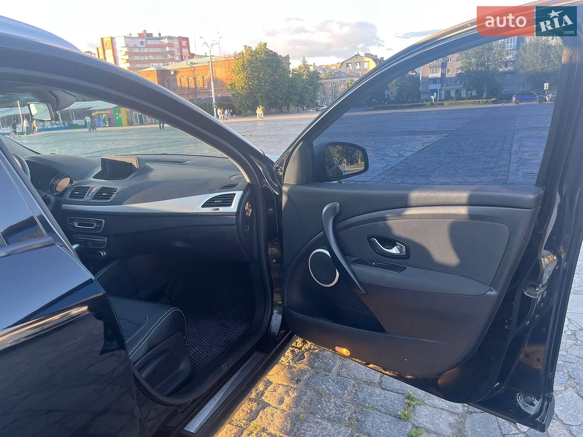 2011 Renault Megane - мініатюра 9