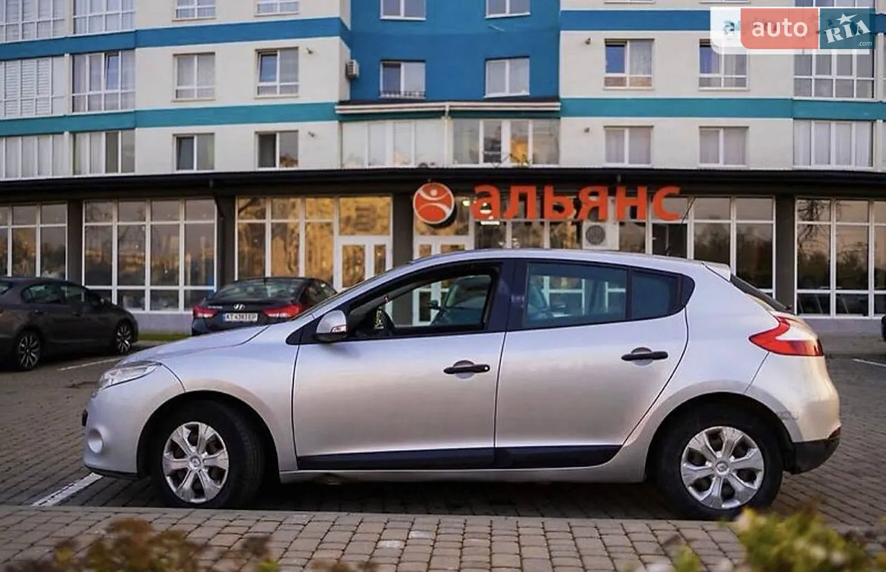 2011 Renault Megane - мініатюра 11