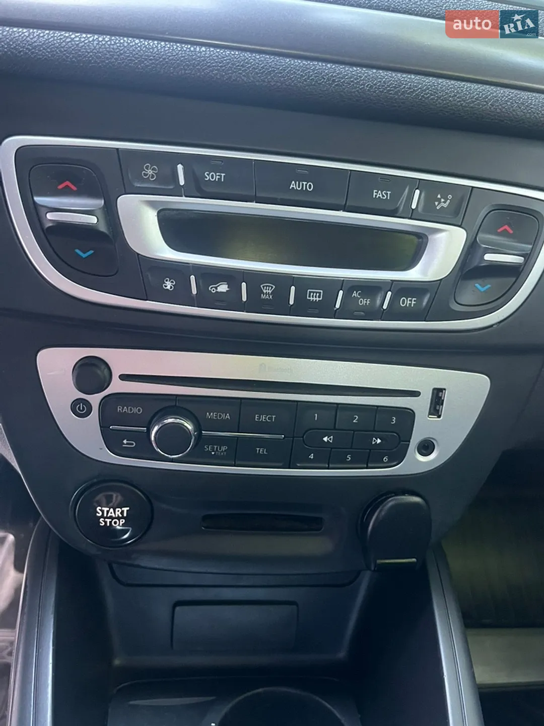 2014 Renault Megane - мініатюра 12