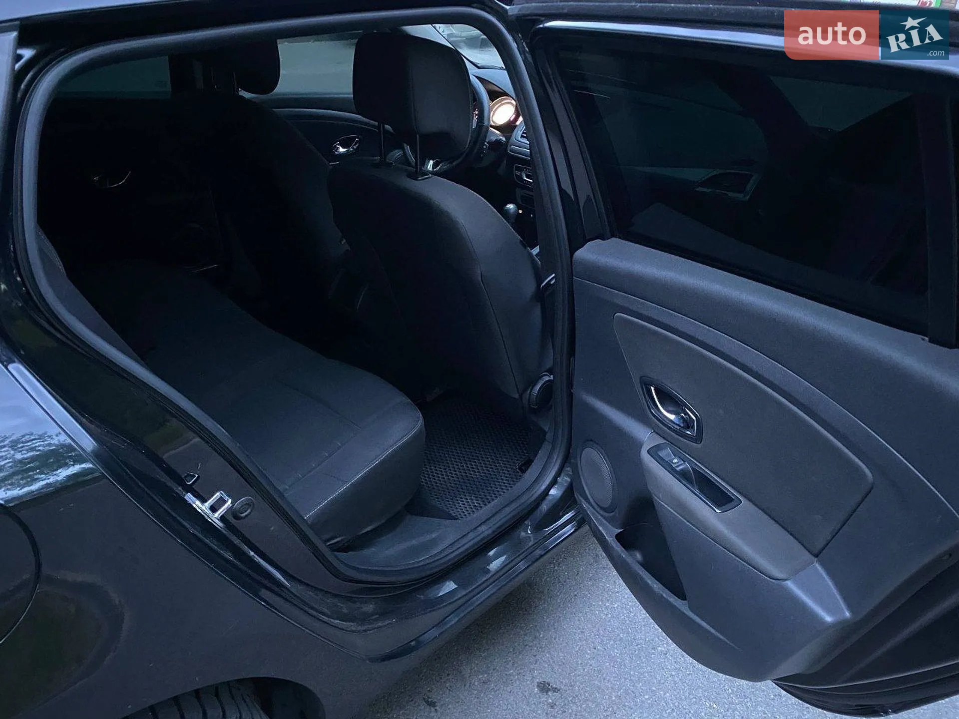 2015 Renault Megane - мініатюра 19