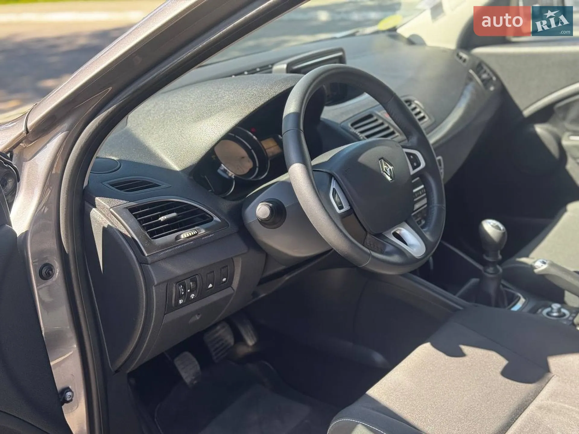 2012 Renault Megane - мініатюра 11
