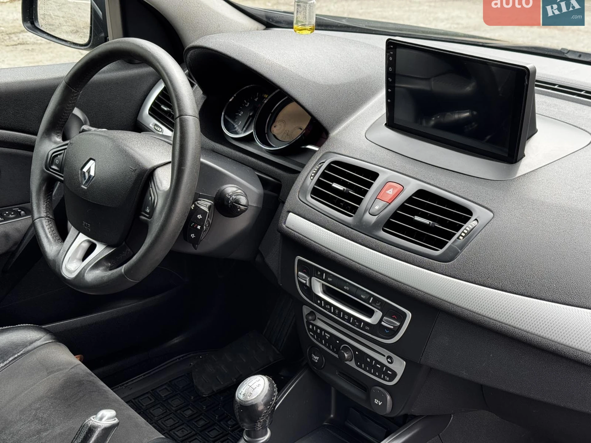 2010 Renault Megane - мініатюра 40