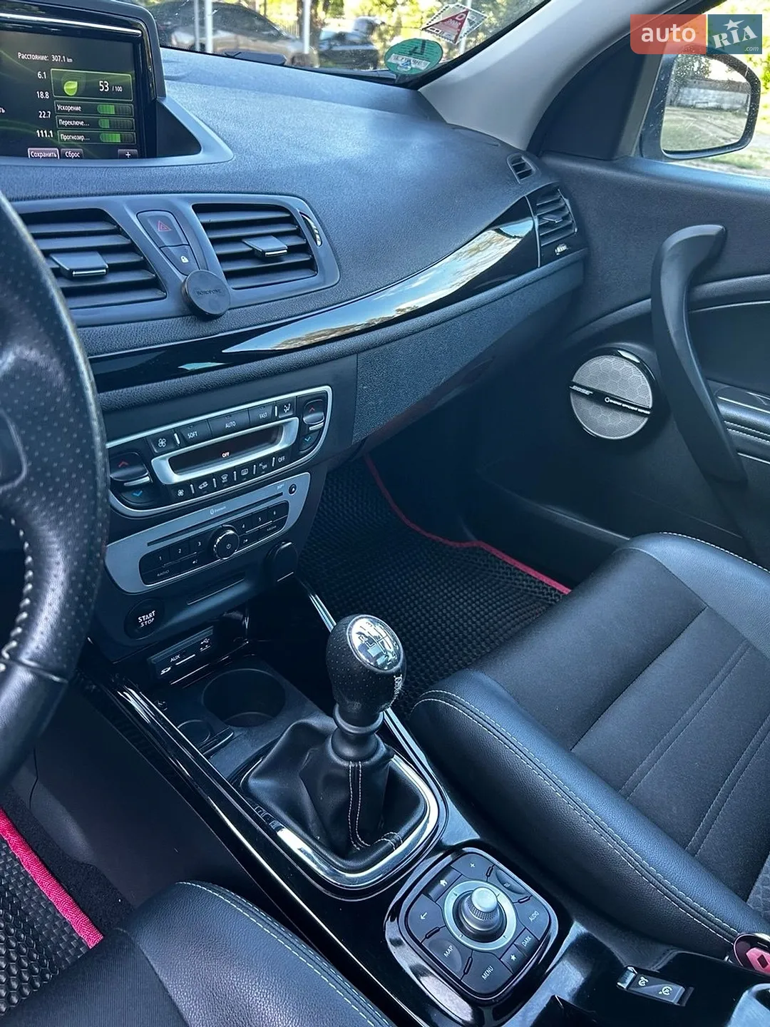 2015 Renault Megane - мініатюра 15