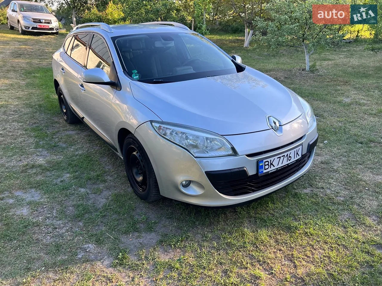 2011 Hyundai Santa Fe - мініатюра 195