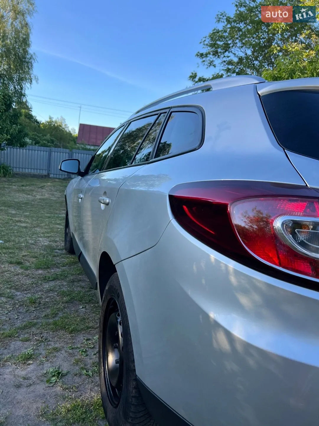 2010 Renault Megane - мініатюра 27