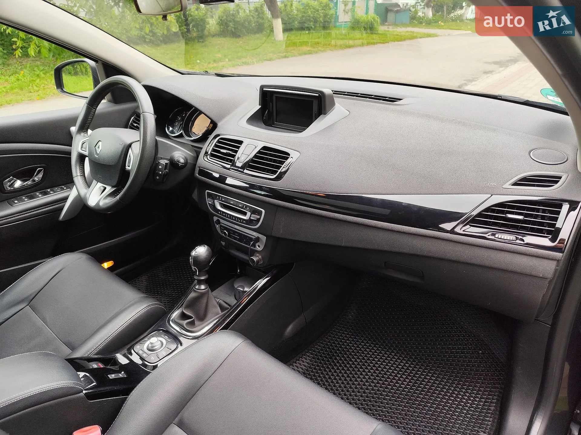 2012 Renault Megane - мініатюра 24