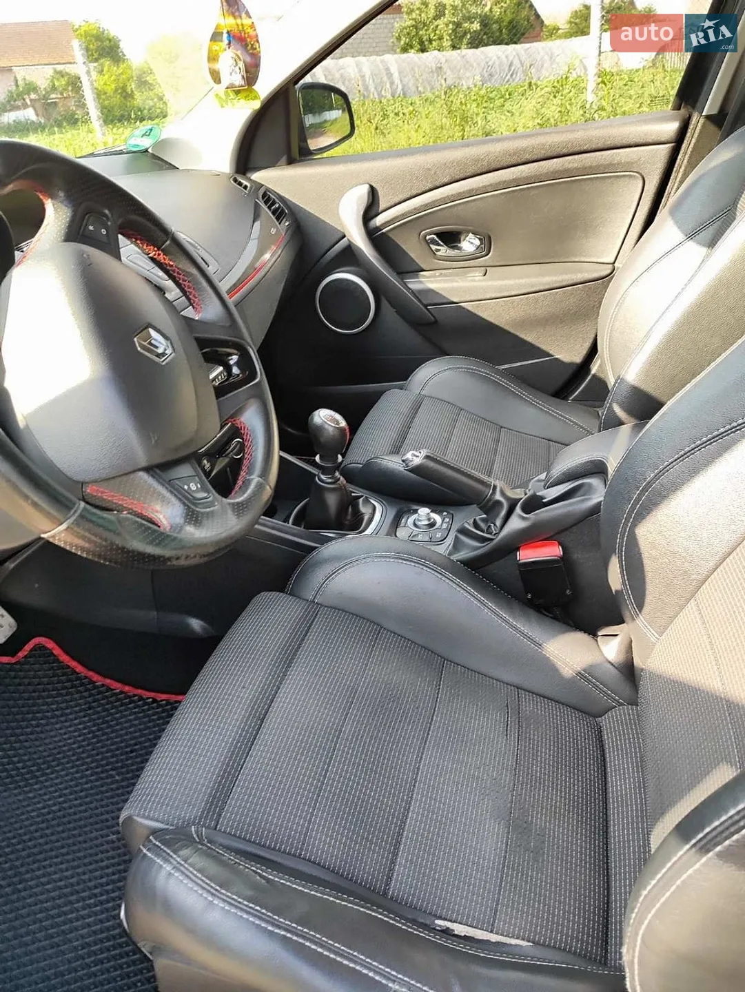 2012 Renault Megane - мініатюра 12