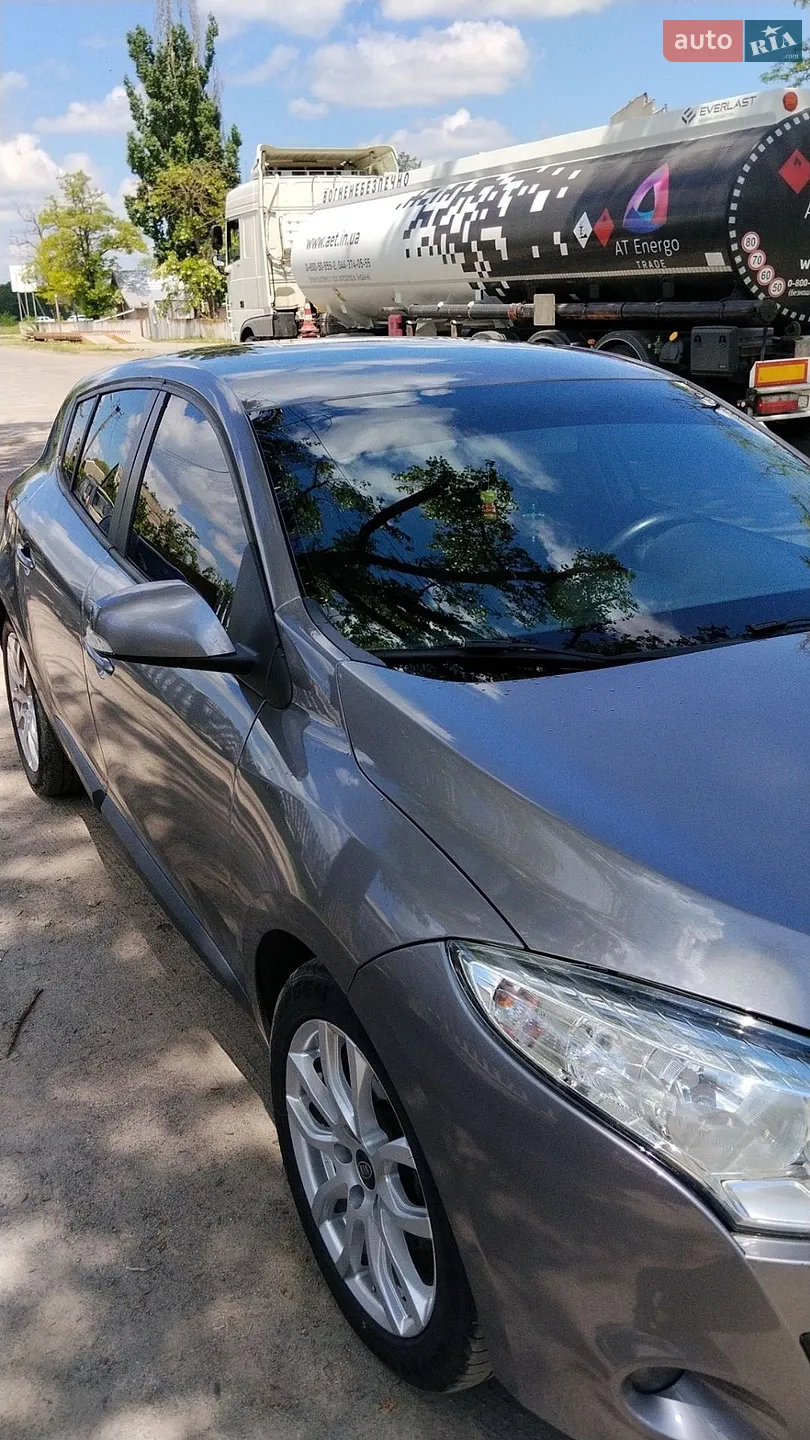 2010 Renault Megane - мініатюра 3