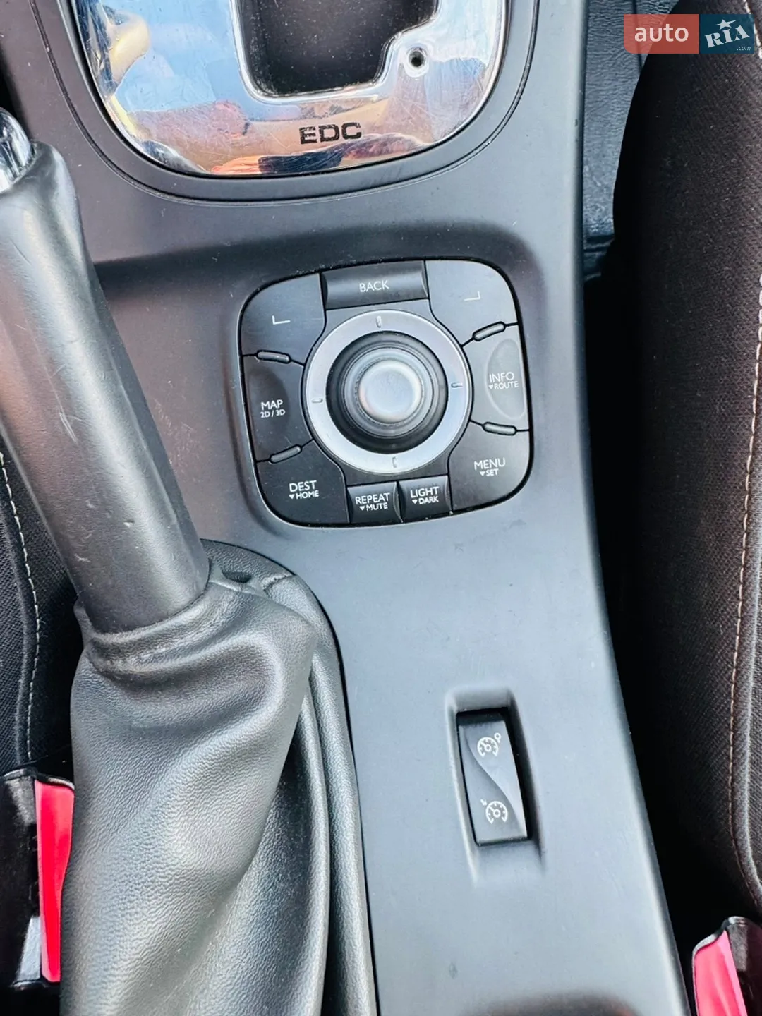 2012 Renault Megane - мініатюра 24