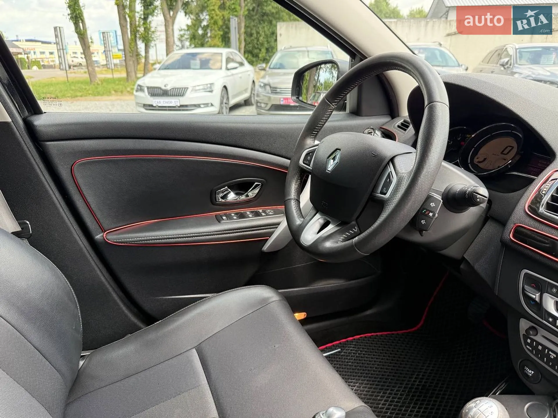 2011 Renault Megane - мініатюра 27